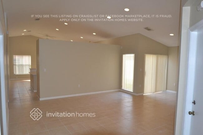 Foto del edificio - 5010 SW 151st Terrace
