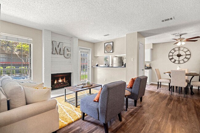 Foto del edificio - The Place at Oak Hills