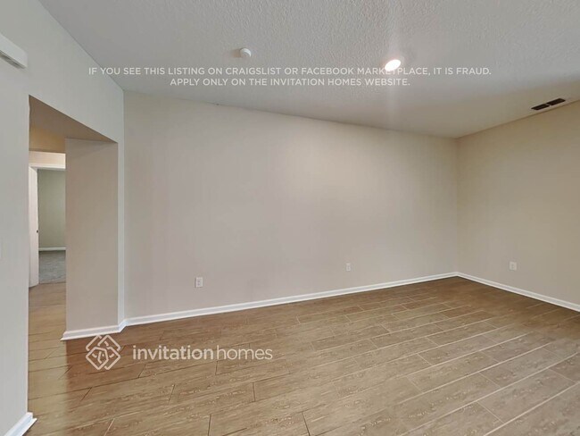 Foto del edificio - 978 Caitlin Loop