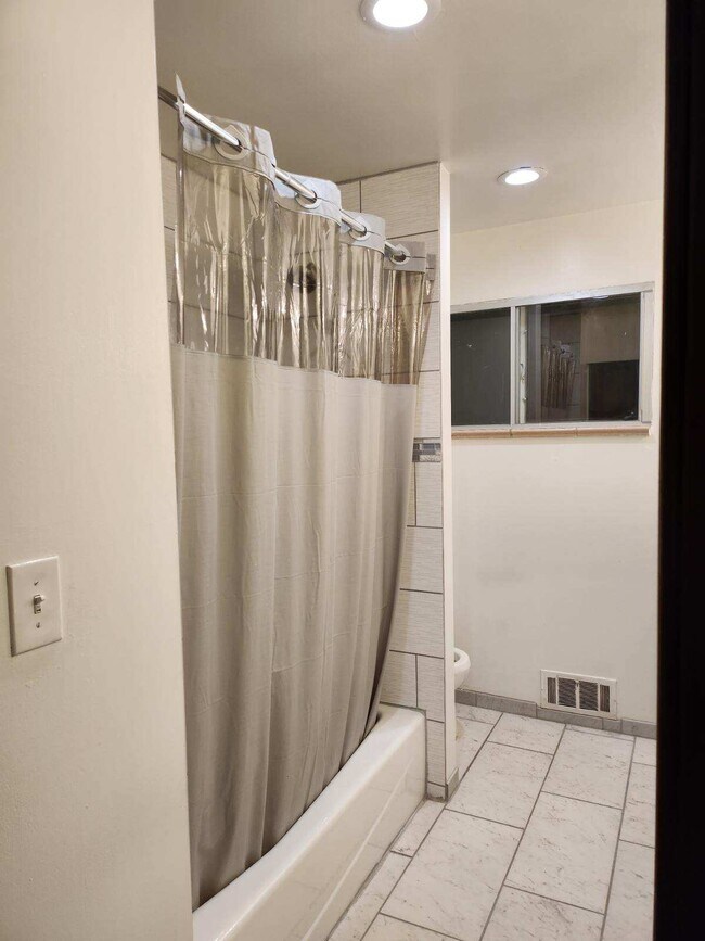 Foto del edificio - 7155 W 2nd Ave