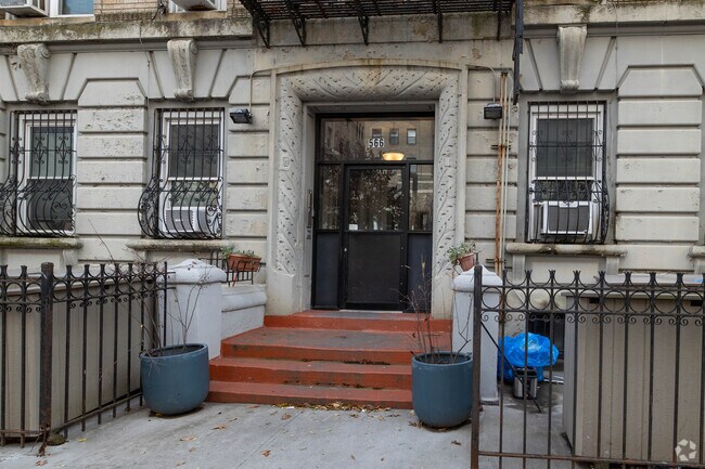 Entrance - 566 Prospect Pl