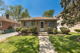 Building Photo - 874 Fairfield Ave