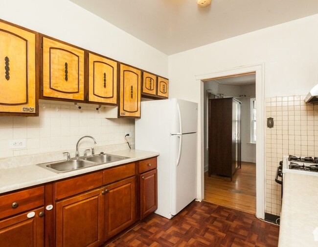 Foto del edificio - 6216 N Mozart St