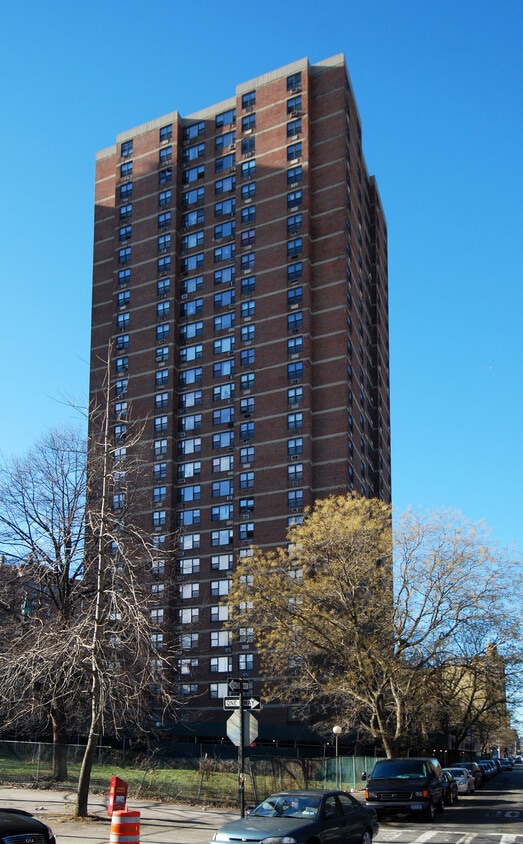 Viewed from the east - 131 Broome St