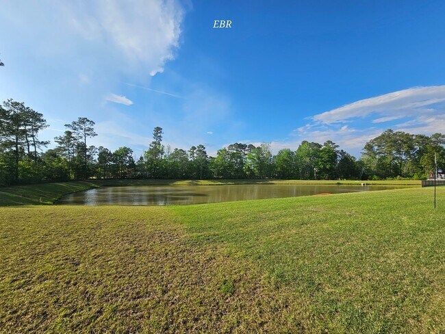 Building Photo - The Vista's @ Sun Colony - 5 Bedroom Home