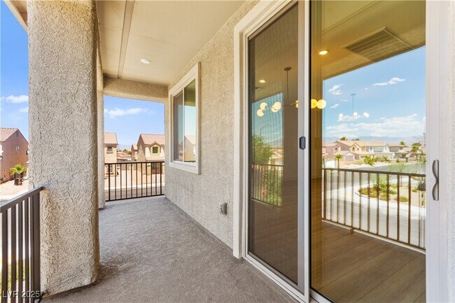 Foto del edificio - 5606 Spring Trellis St