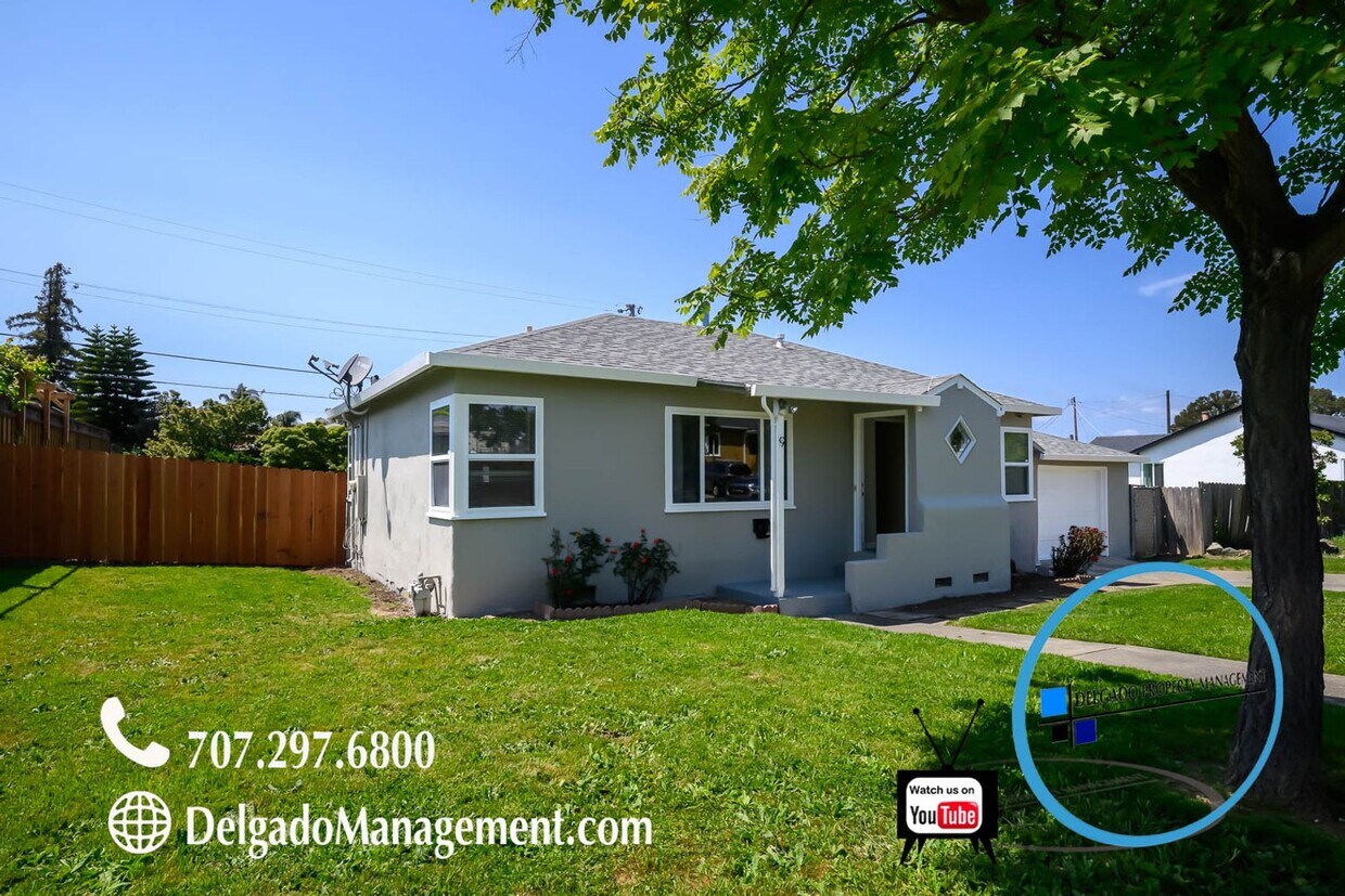 Primary Photo - Beautiful three bedroom one bath available...