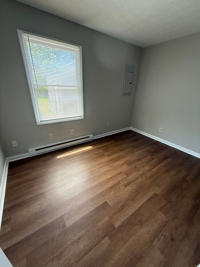 Foto del edificio - 2 bed, 1 bath duplex in Nicholasville!