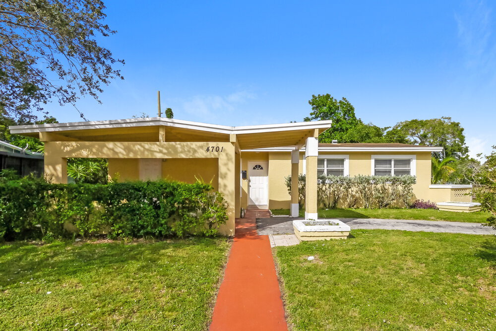 Primary Photo - 4701 NW 11th Pl