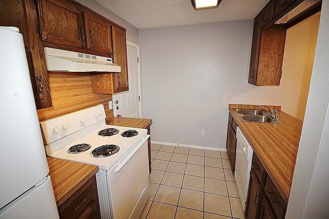 Building Photo - 127 Graystone Pl