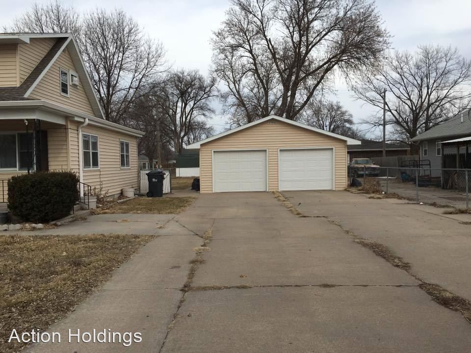 Building Photo - 3 br, 1 bath House - 306 W 11th