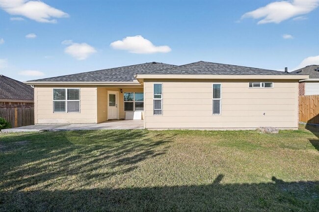 Building Photo - 2810 Alamocitos Creek Dr