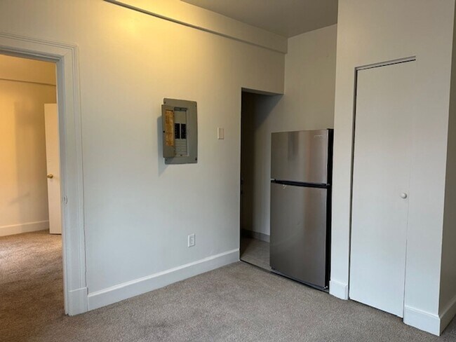 Foto del edificio - 213 N 2nd St