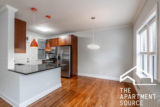 Foto del edificio - 740 W Addison St