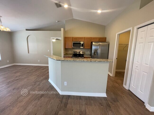 Foto del edificio - 319 SW 19th Terrace