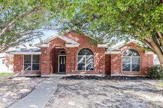 Building Photo - 7605 Colfax Dr