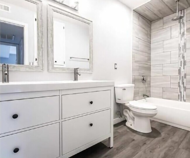 Foto del edificio - 3152 S Eastern Ave