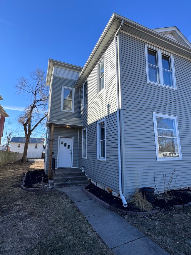 Foto del edificio - 1332 Avenue F