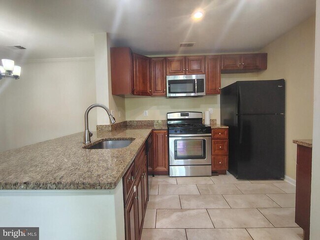 Foto del edificio - 17701 Kilmarnock Terrace