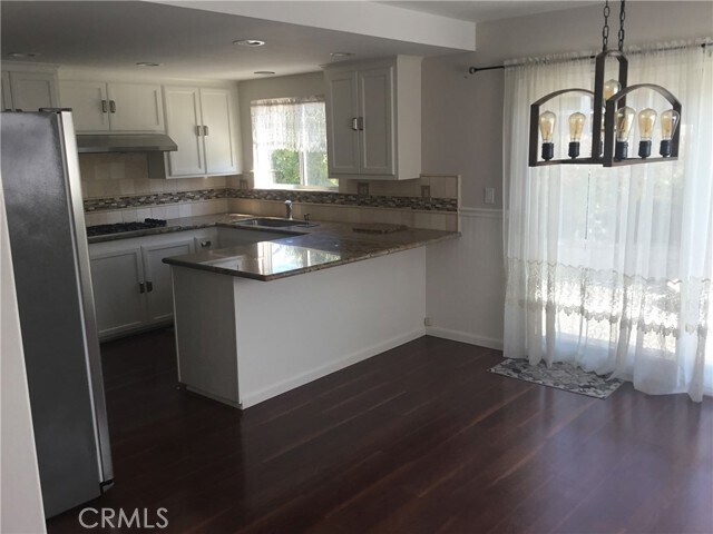 Foto del edificio - 1832 W 243rd Pl