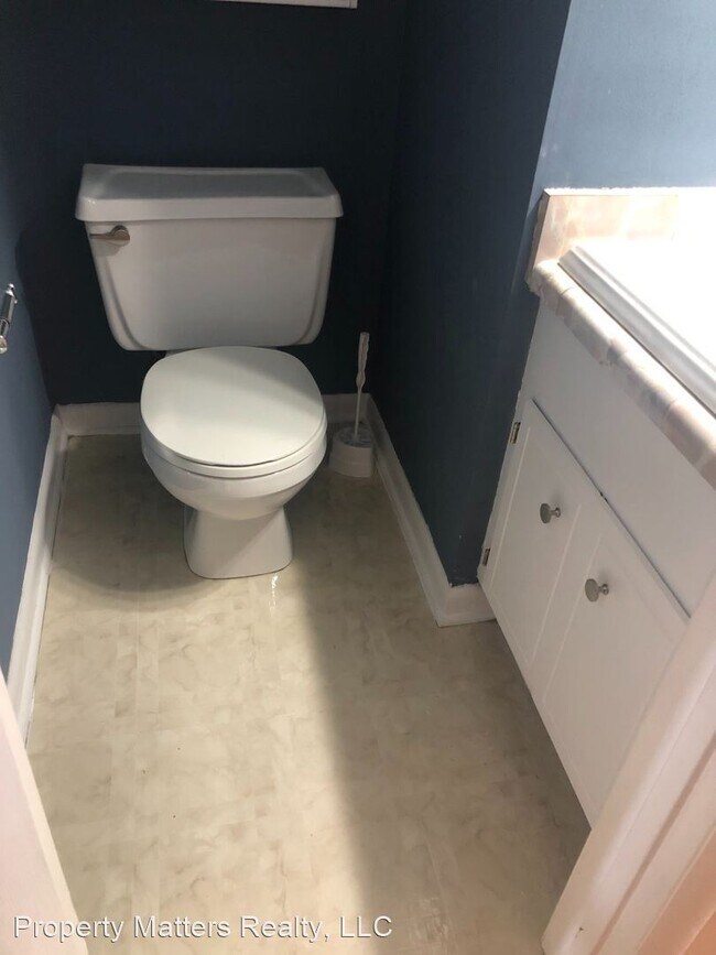 Foto del edificio - 2 br, 1.5 bath House - 1032 Surry Lane