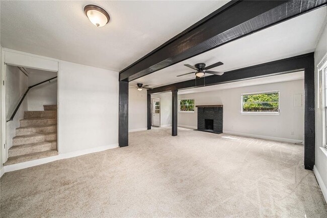 Foto del edificio - 2113 Harrison Ave