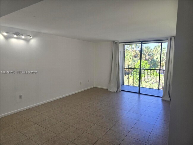 Foto del edificio - 8045 SW 107th Ave