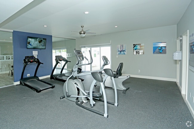 Interior Photo - Bloomfield Square Apartments - Auburn Hills, MI