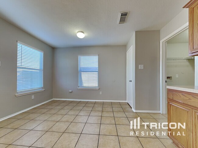 Building Photo - 13007 Lark Point Ct