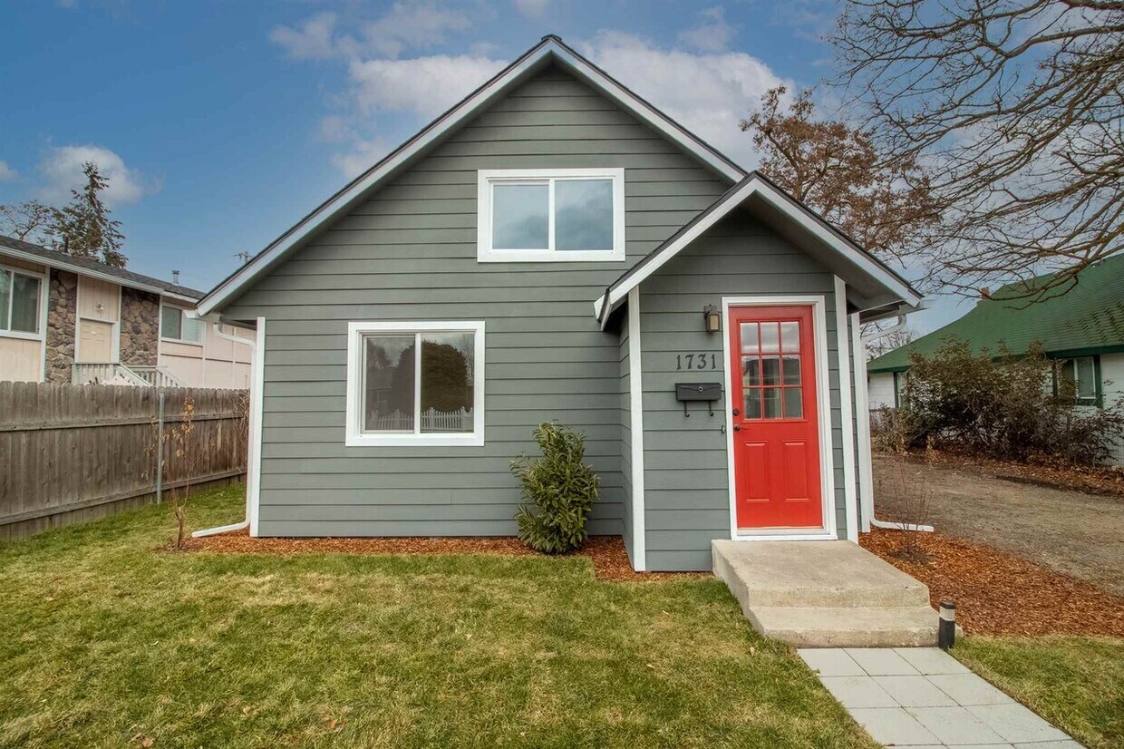 Foto principal - 1731 E Sanson Ave