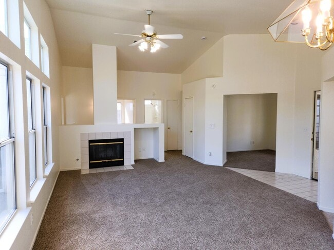 Building Photo - 2327 E Goshen Ave