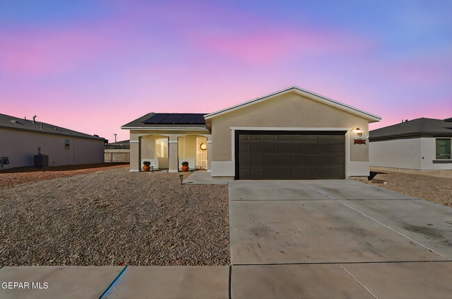 Building Photo - 14557 Firewheel Ave