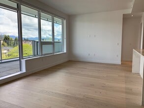 Building Photo - 5693 Elizabeth St