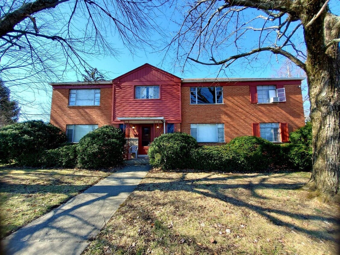 Foto del edificio - 2444 West North Bend Rd