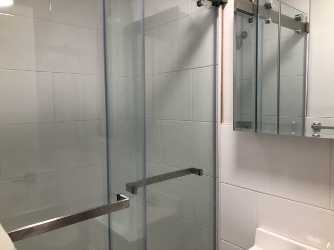 Building Photo - 200 Clinton Ave