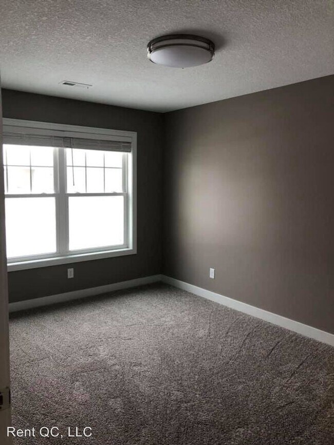 Building Photo - 2 br, 2 bath House - 1415 51st Street Drive