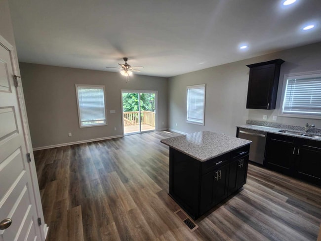 Foto del edificio - 421 College St