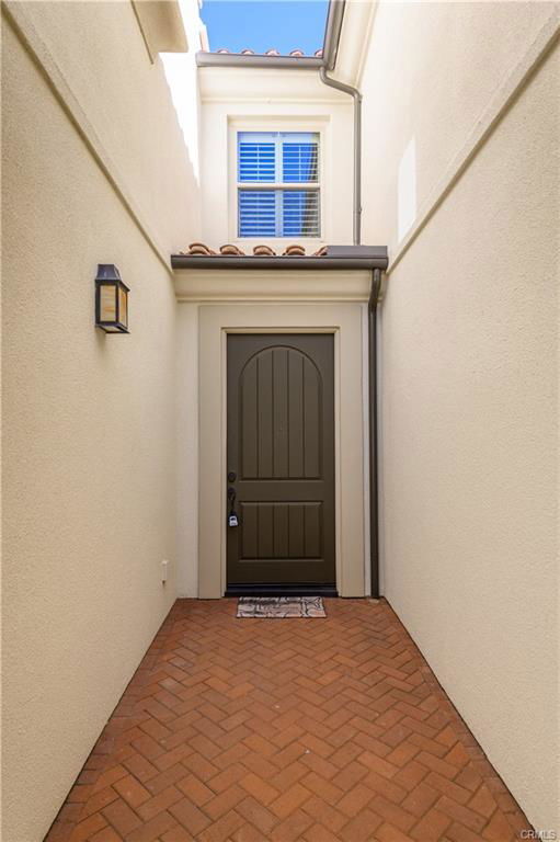 Building Photo - 223 Overbrook