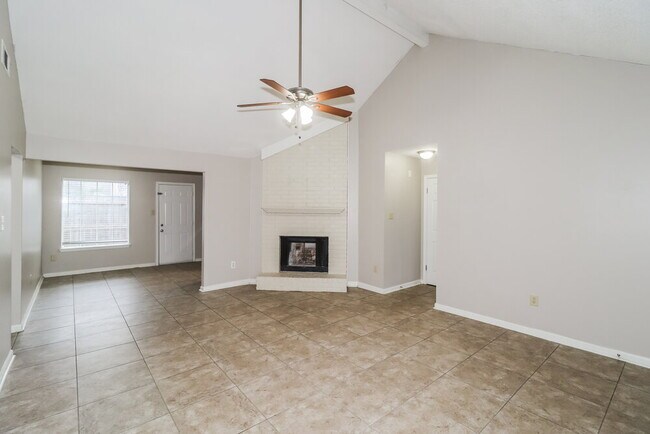 Building Photo - 2612 Appling Glen Dr
