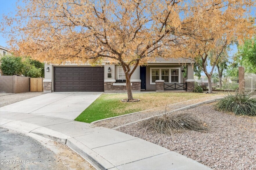 Foto principal - 2537 E Ivanhoe Ct