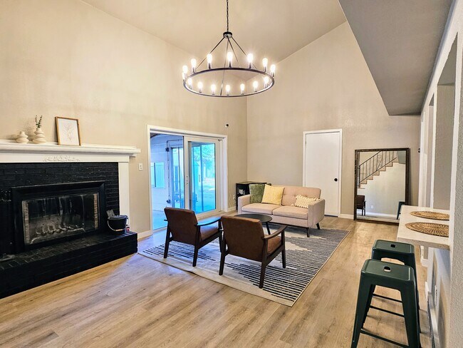 Building Photo - 9210 Meade St