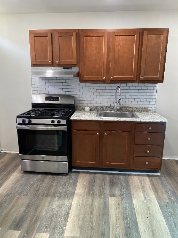 Foto del edificio - 2652 Sylmar St