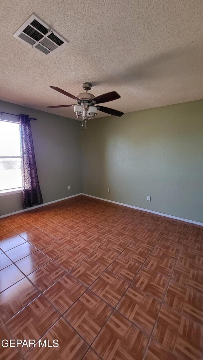 Building Photo - 2208 Tierra Alegre Way