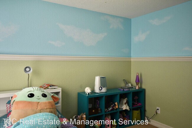 Foto del edificio - 4 br, 3.5 bath House - 2769 Wabash St