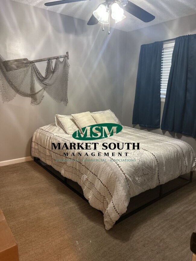 Foto del edificio - Mid-Century Modern on Wilmington Island- SHORT TERM RENTAL ONLY- Please call for more info