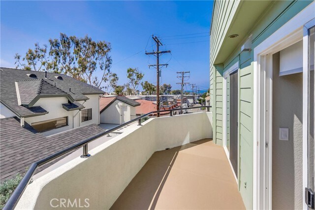 Building Photo - 312 Broadway St