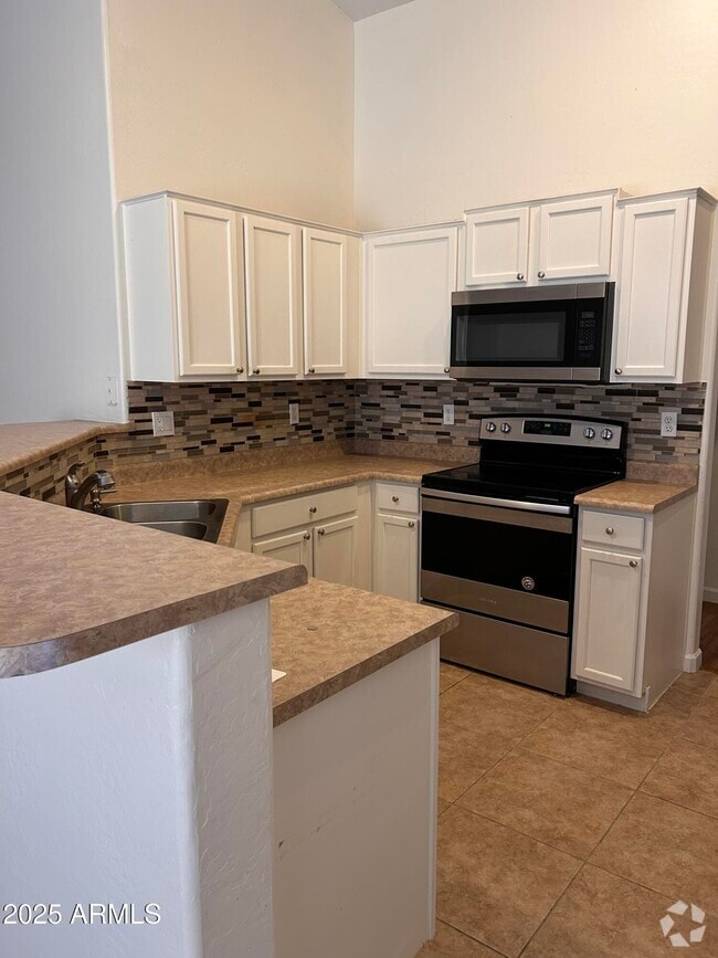 Building Photo - 381 S 229th Dr