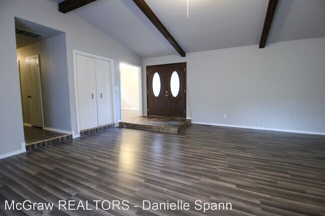 Building Photo - 3 br, 2 bath House - 2513 W. Freeport St.