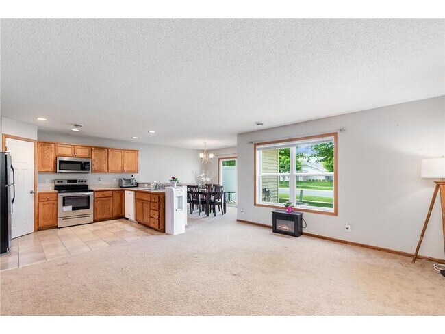 Building Photo - 2406 Elianna Dr