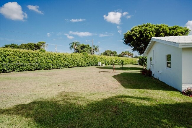 Foto del edificio - 2401 SW 11th Ave